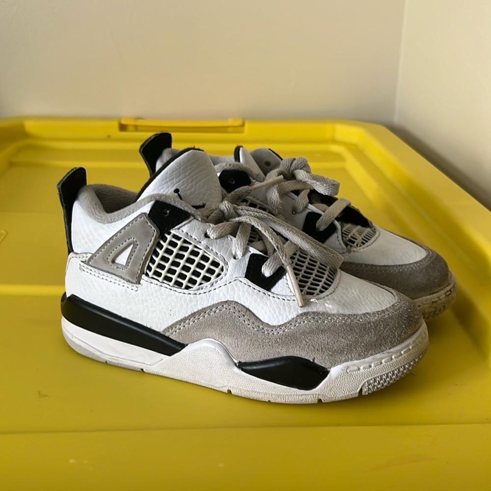 Infant military 4s